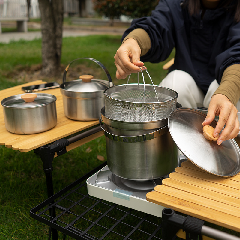 NOBANA, el más nuevo juego de  - Camping Cooking Survival reseña y precio